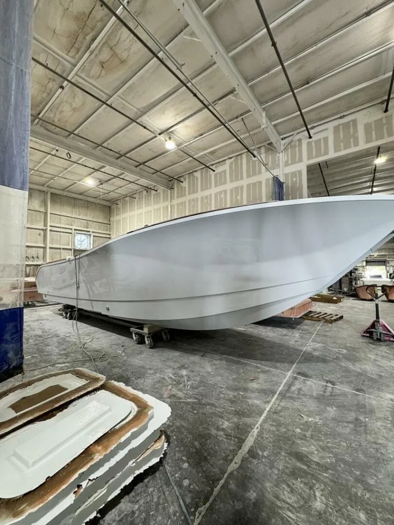 Slide: The Image of Costa Custom 34sv 2026 - 5322876