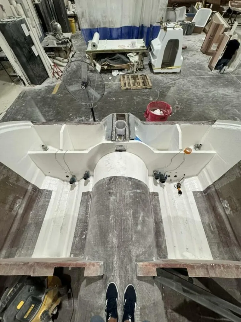 Slide: The Image of Costa Custom 34sv 2026 - 5322866