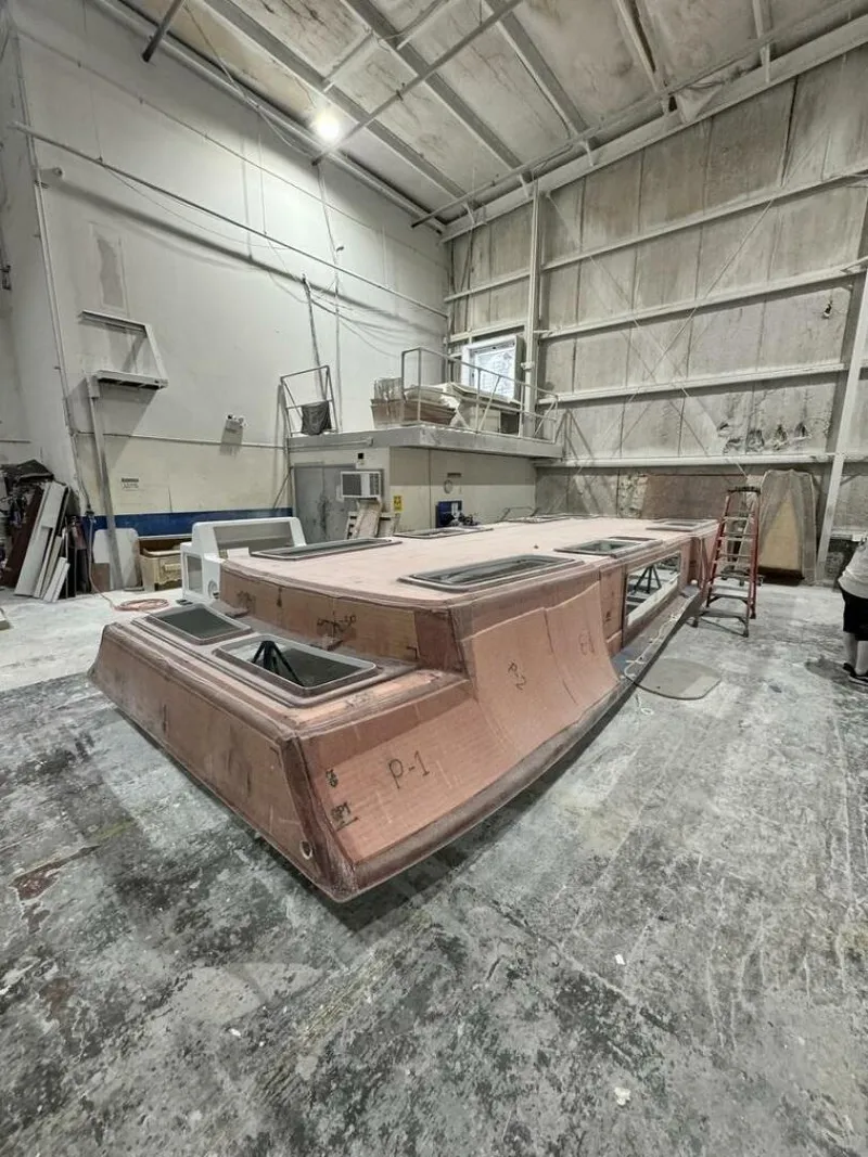 Slide: The Image of Costa Custom 34sv 2026 - 5322867