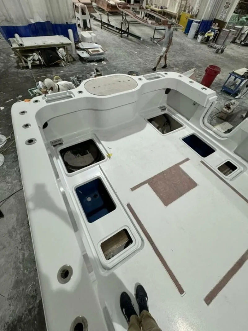 Slide: The Image of Costa Custom 34sv 2026 - 5322880