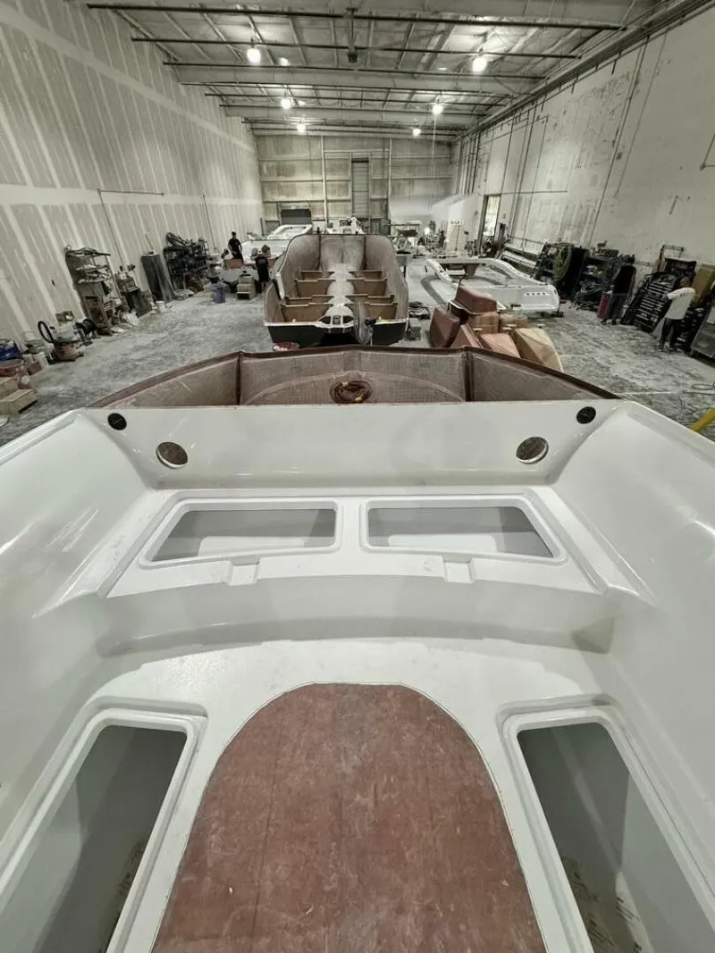 Slide: The Image of Costa Custom 34sv 2026 - 5322870