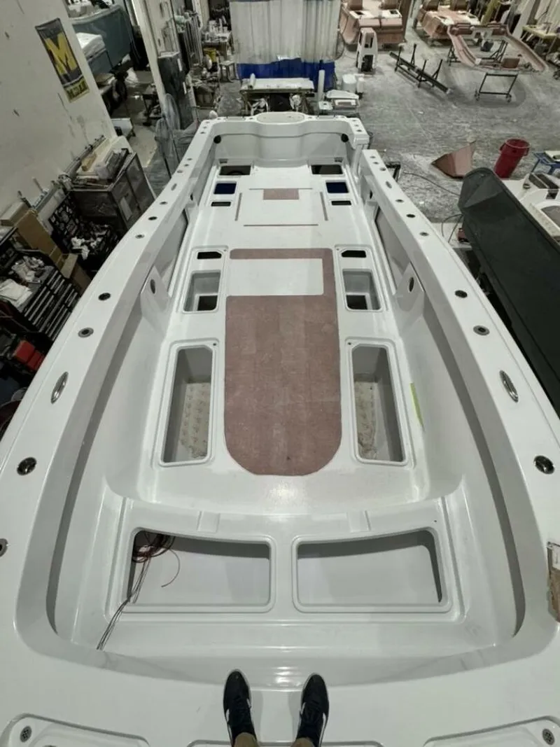 Slide: The Image of Costa Custom 34sv 2026 - 5322881