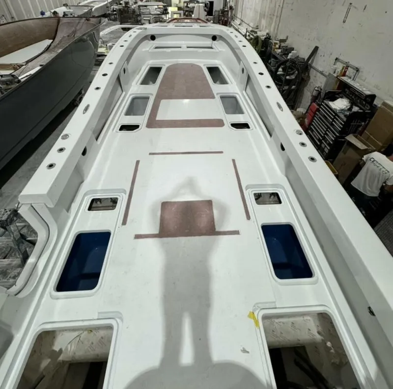 Slide: The Image of Costa Custom 34sv 2026 - 5322877