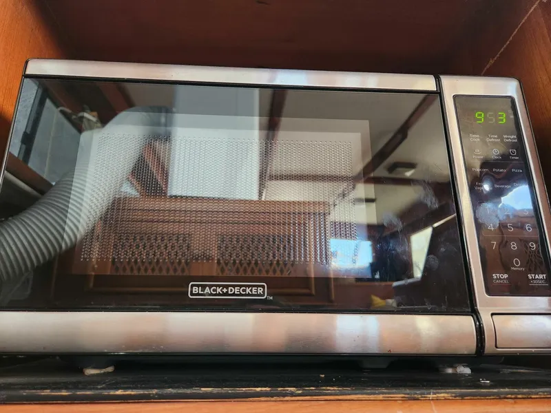 Slide: The Image of Marine Trader LaBelle 40 Sun Deck 1985 - 5308522