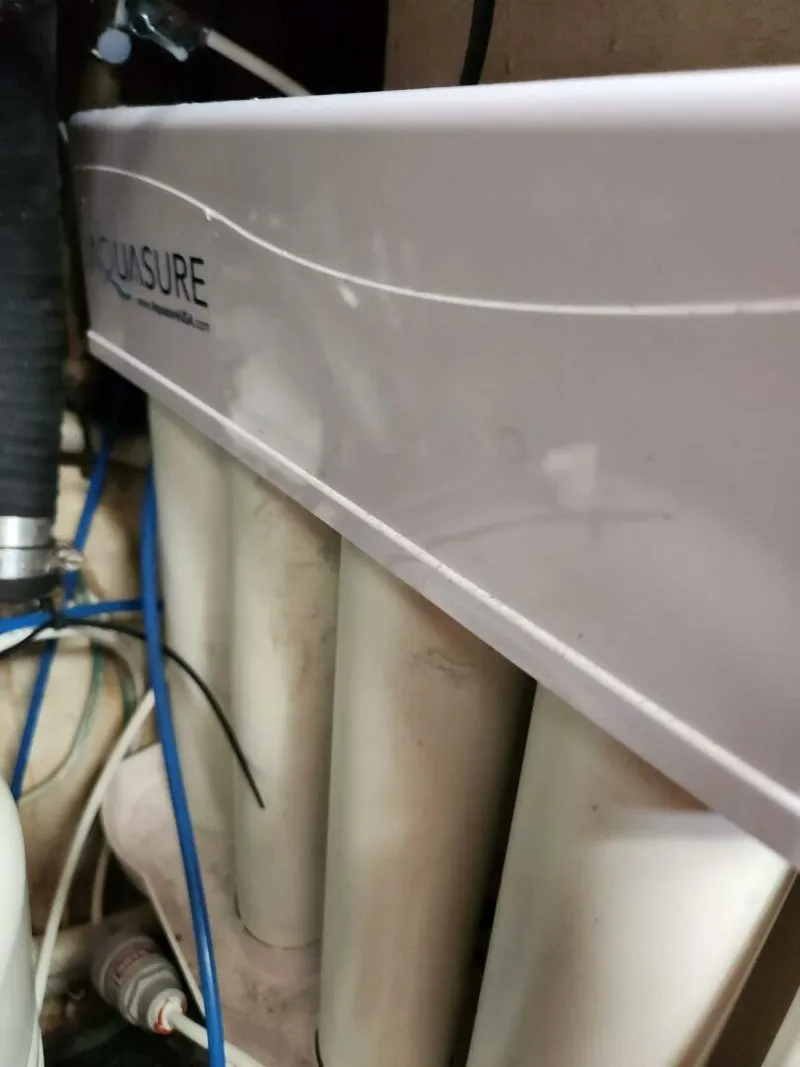 Slide: The Image of Marine Trader LaBelle 40 Sun Deck 1985 - 5308527