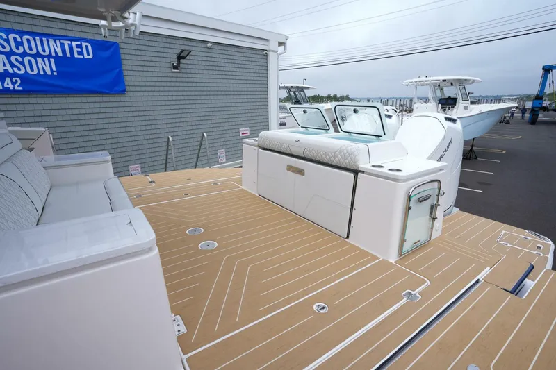 Slide: The Image of Regal 43 SAV 2025 - 5355435