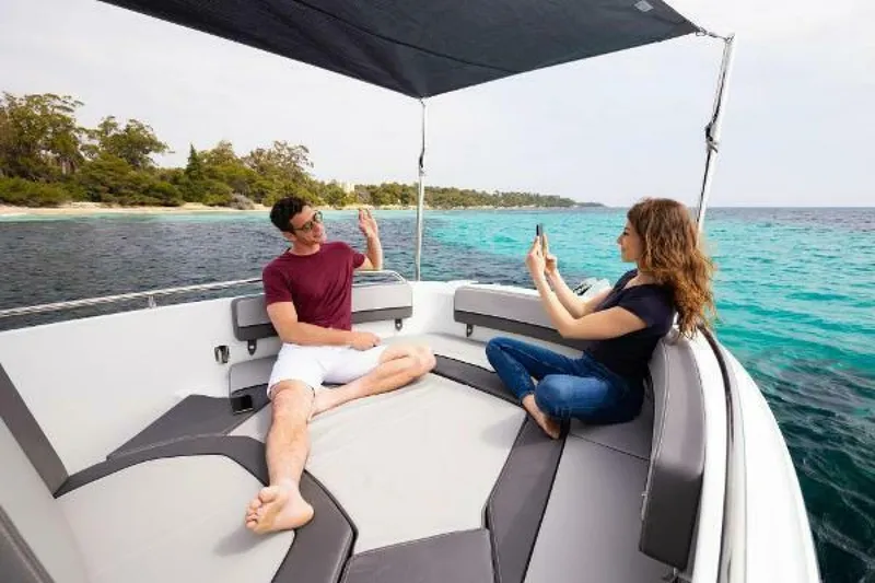 Slide: The Image of Jeanneau Leader 7.5 CC Series 3 2025 - 5308451