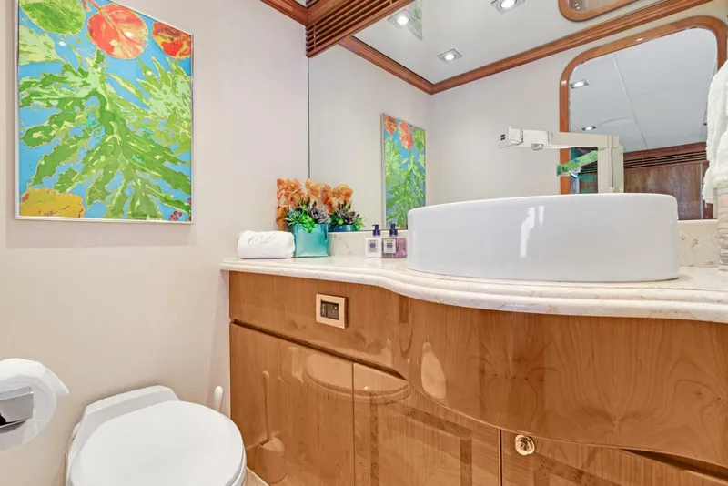 Slide: The Image of Day Head   - 5351546