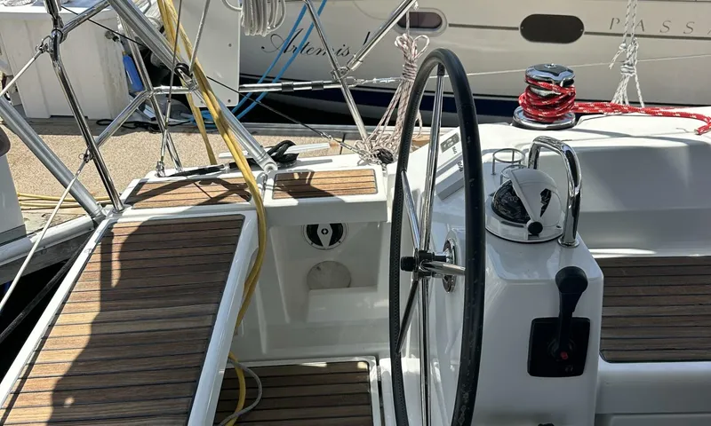 Slide: The Image of Beneteau Oceanis 41 2014 - 5340025