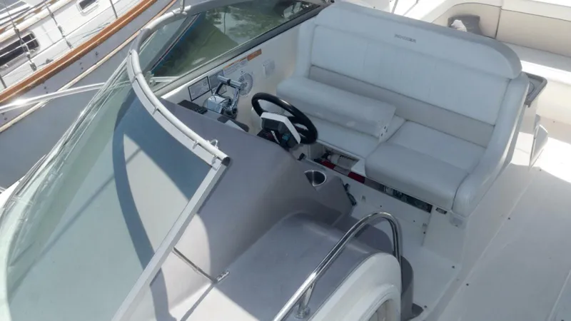 Slide: The Image of Rinker 390 2005 - 5309213