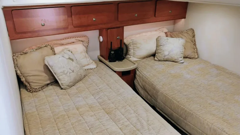 Slide: The Image of Rinker 390 2005 - 5309220