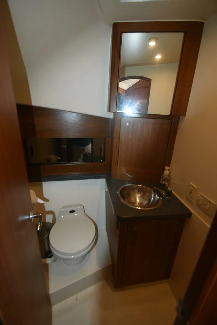 Slide: The Image of 2001 Luhrs 340 Convertible Power 9793673 978240373 0 140520250906 37 - 5309960