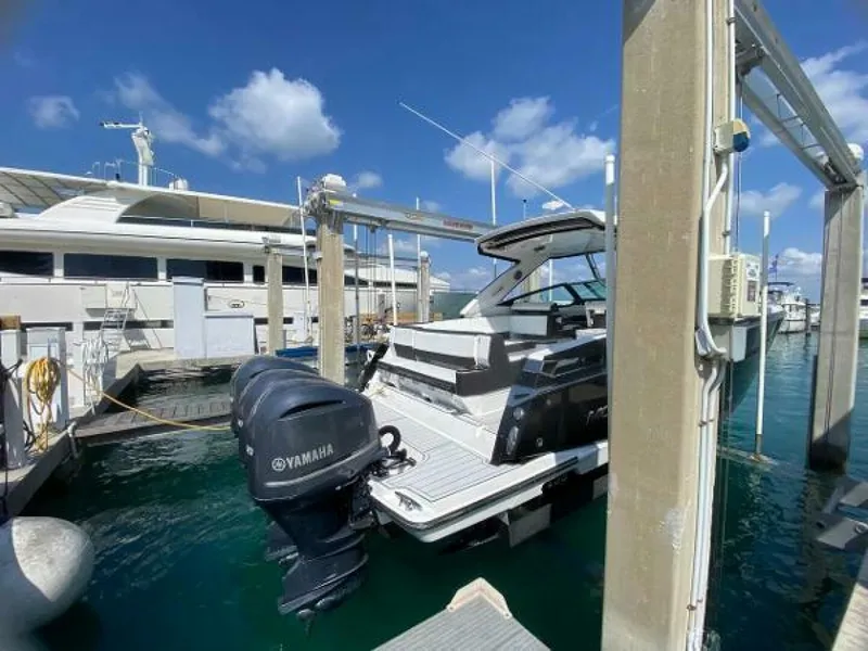 Slide: The Image of Monterey 385 SE 2018 - 5310125