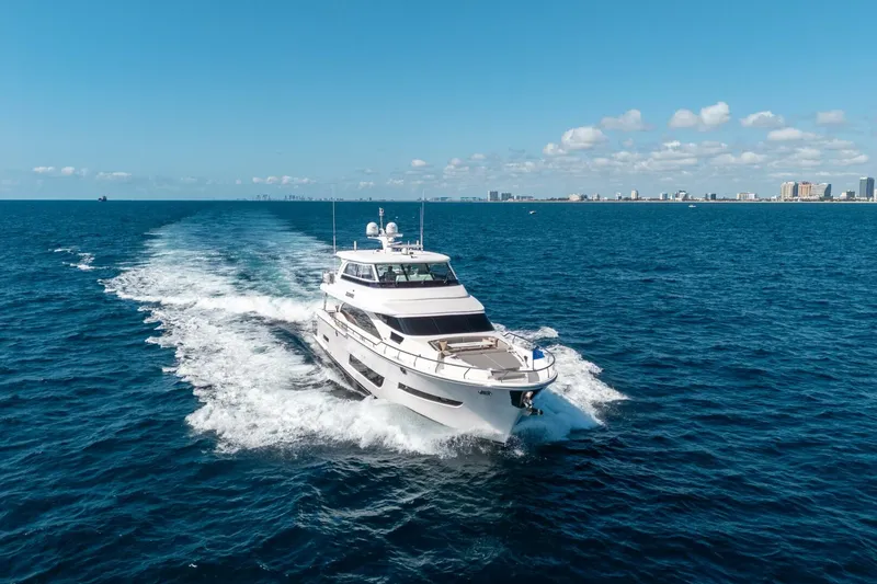 Slide: The Image of Horizon E81 2021 - 5310310