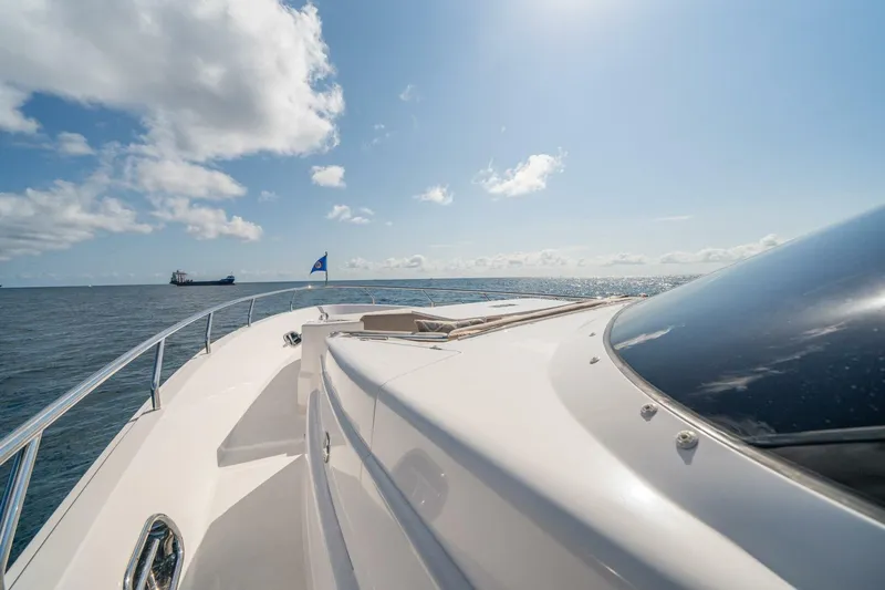 Slide: The Image of Horizon E81 2021 - 5310328