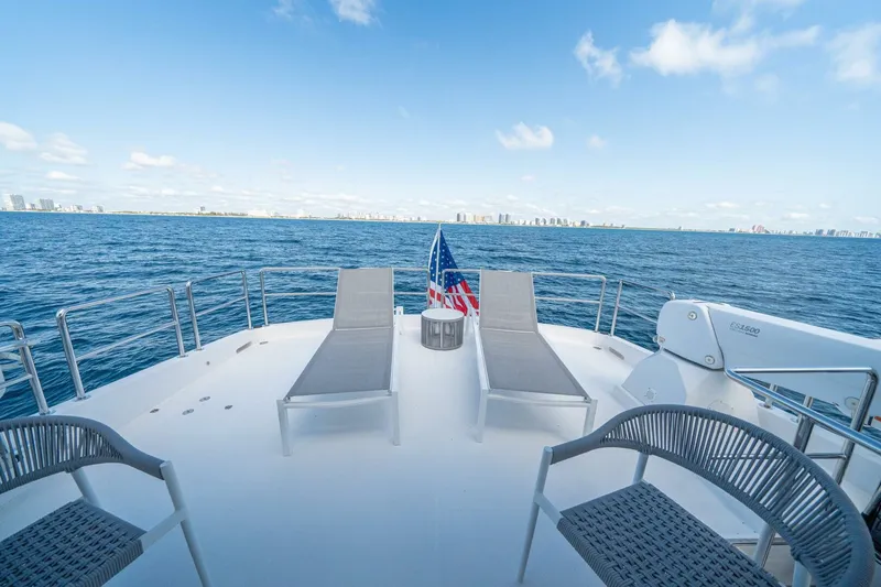 Slide: The Image of Horizon E81 2021 - 5310340