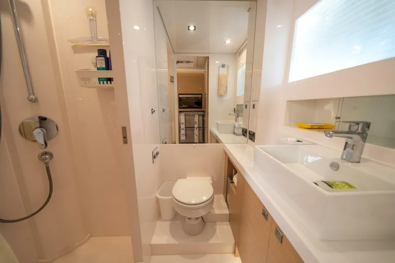 Slide: The Image of Horizon E81 2021 - 5310422