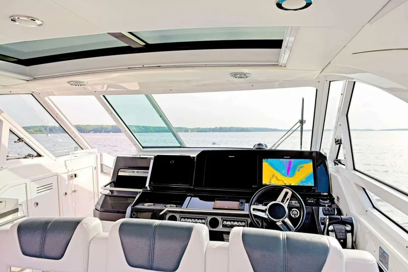 Slide: The Image of Formula 400 Super Sport Crossover 2020 - 5310622