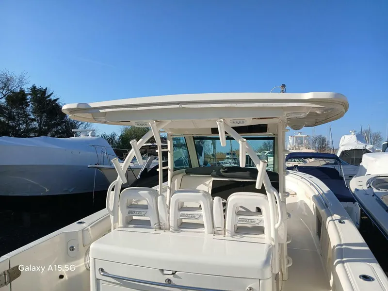 Slide: The Image of Boston Whaler 370 Outrage 2014 - 5314064