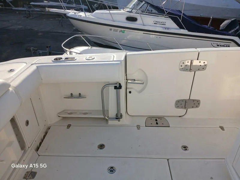 Slide: The Image of Boston Whaler 370 Outrage 2014 - 5314069