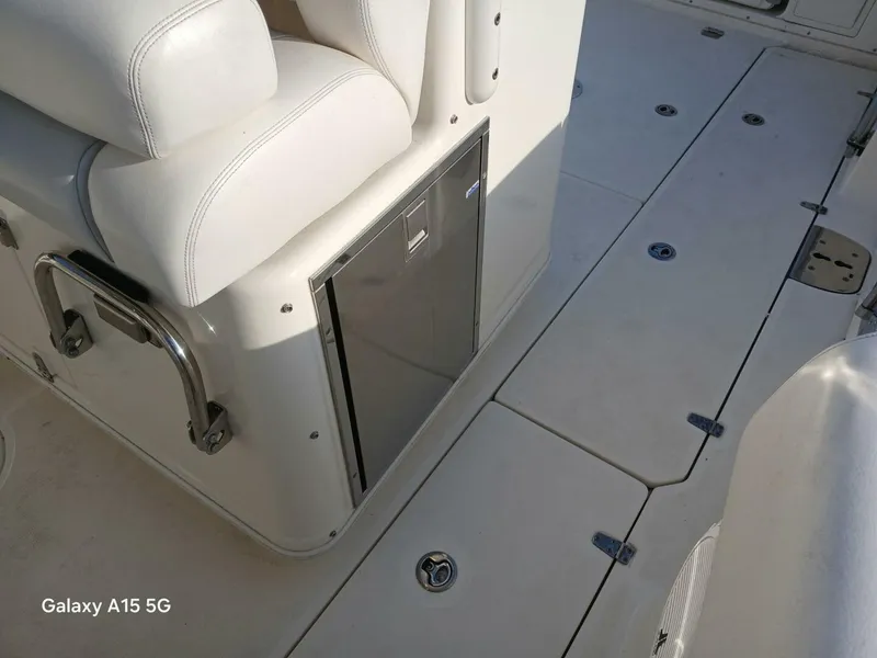Slide: The Image of Boston Whaler 370 Outrage 2014 - 5314071
