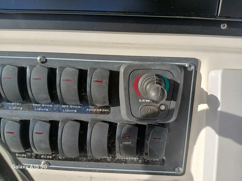 Slide: The Image of Boston Whaler 370 Outrage 2014 - 5314078