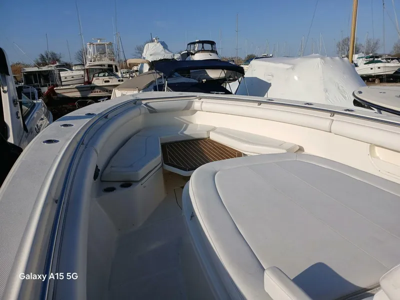 Slide: The Image of Boston Whaler 370 Outrage 2014 - 5314085