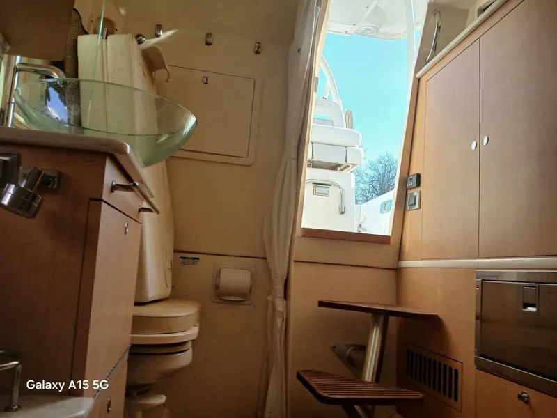 Slide: The Image of Boston Whaler 370 Outrage 2014 - 5314093