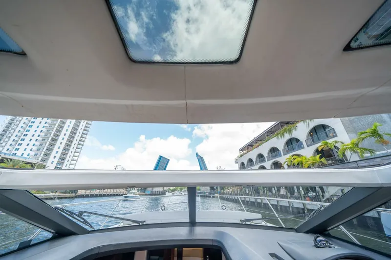 Slide: The Image of Princess V52 2012 - 5312022