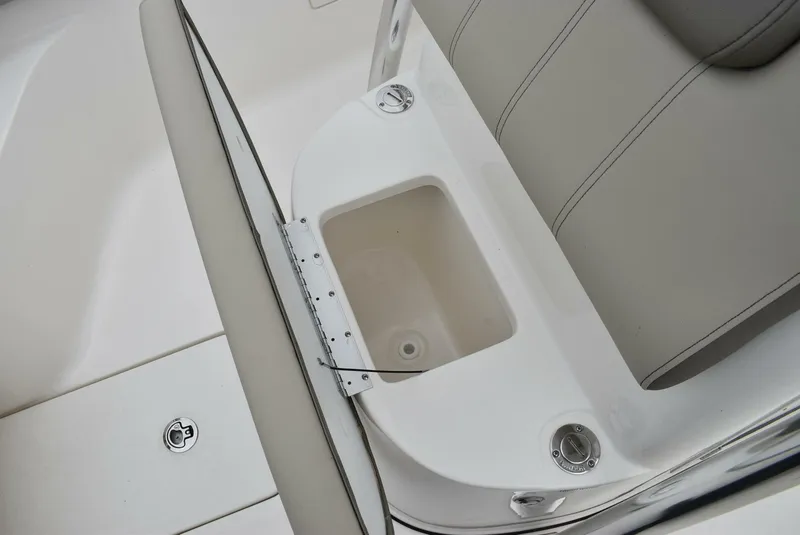 Slide: The Image of Key West 239FS 2025 - 5312826