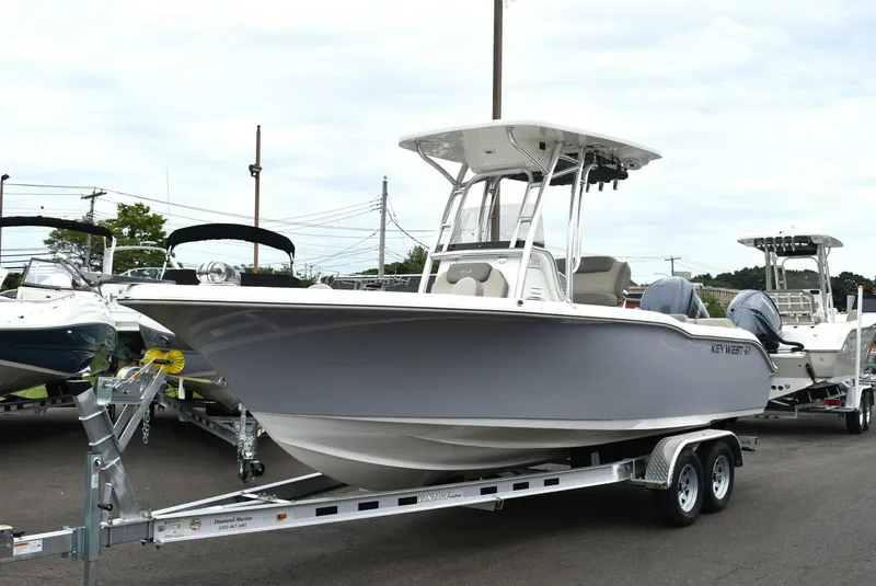 Slide: The Image of Key West 239FS 2025 - 5312836