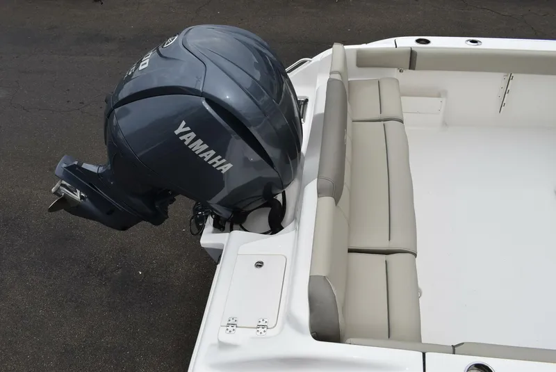 Slide: The Image of Key West 239FS 2025 - 5312795