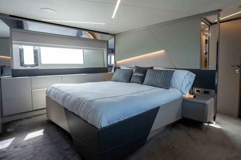 Slide: The Image of Pershing 7X 2020 - 5312746