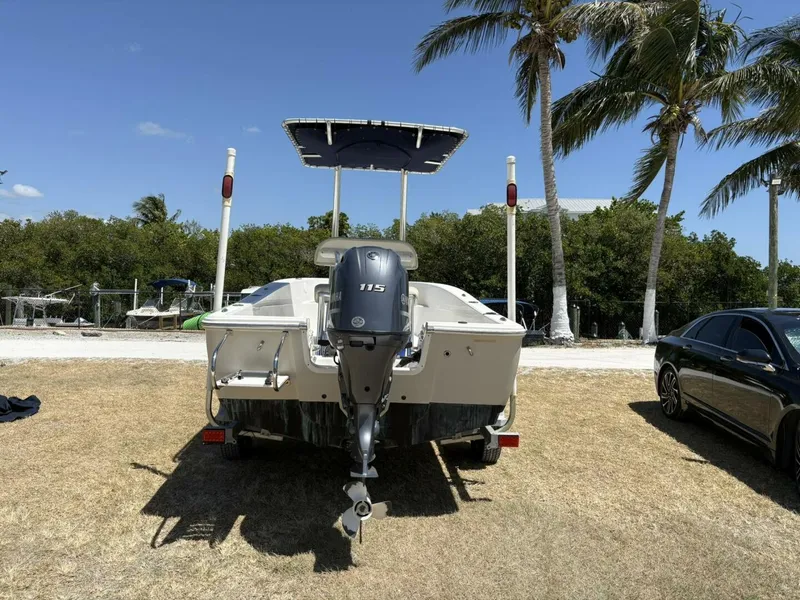 Slide: The Image of Sportsman Island Reef 19 Center Console 2017 - 5312983