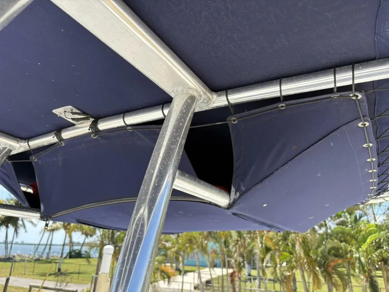 Slide: The Image of Sportsman Island Reef 19 Center Console 2017 - 5312963