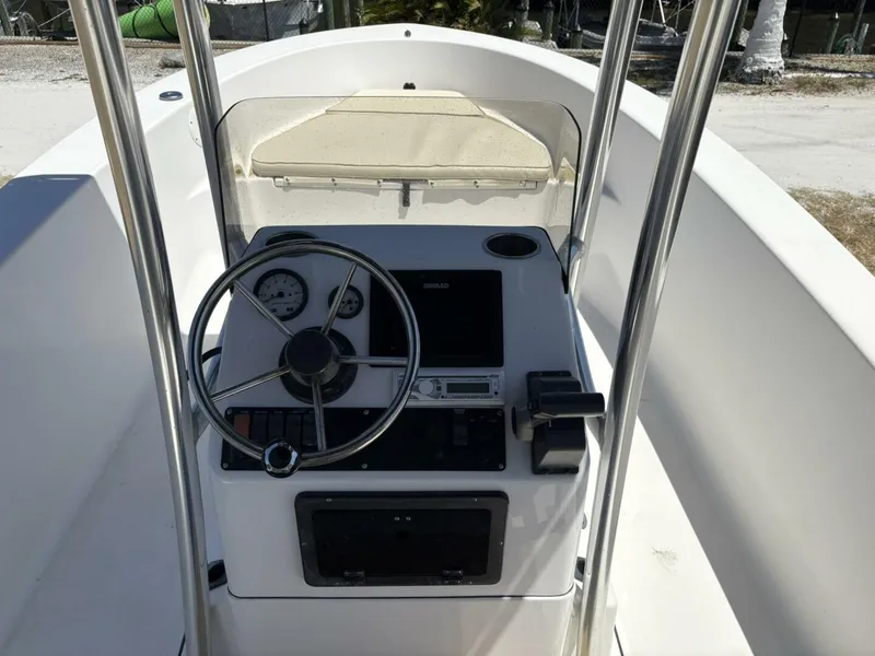 Slide: The Image of Sportsman Island Reef 19 Center Console 2017 - 5312973