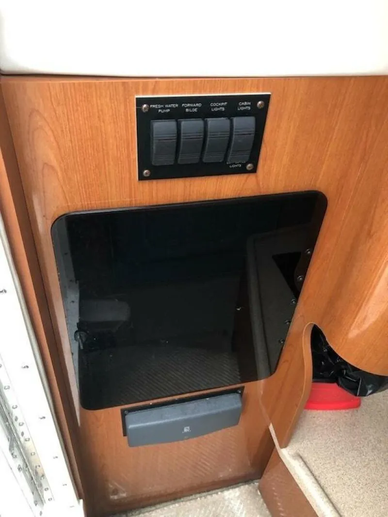 Slide: The Image of Four Winns 268 Vista Vee 2001 - 5316582