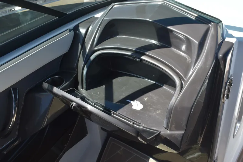 Slide: The Image of Monterey 25 2023 - 5315754