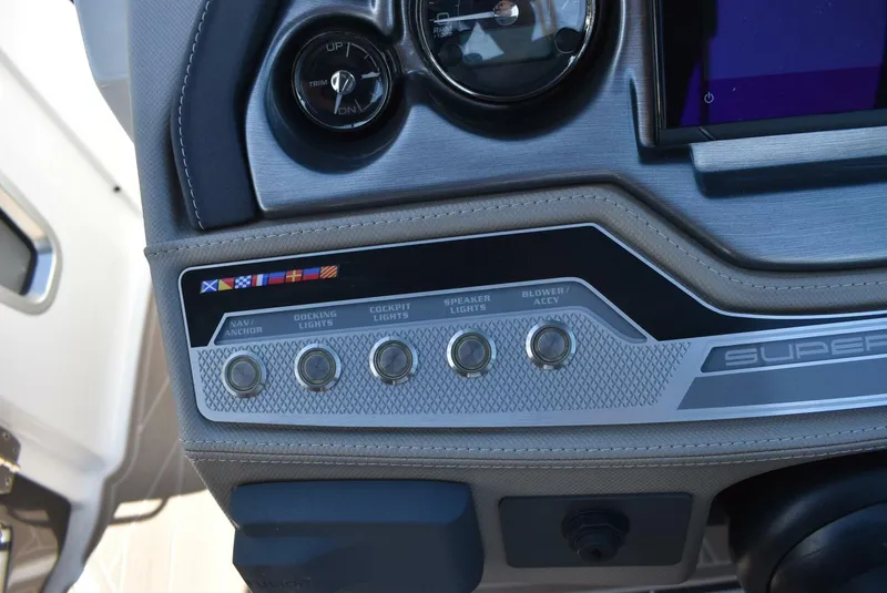 Slide: The Image of Monterey 25 2023 - 5315773