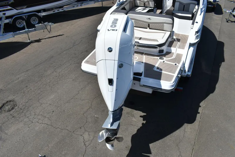 Slide: The Image of Monterey 25 2023 - 5315715