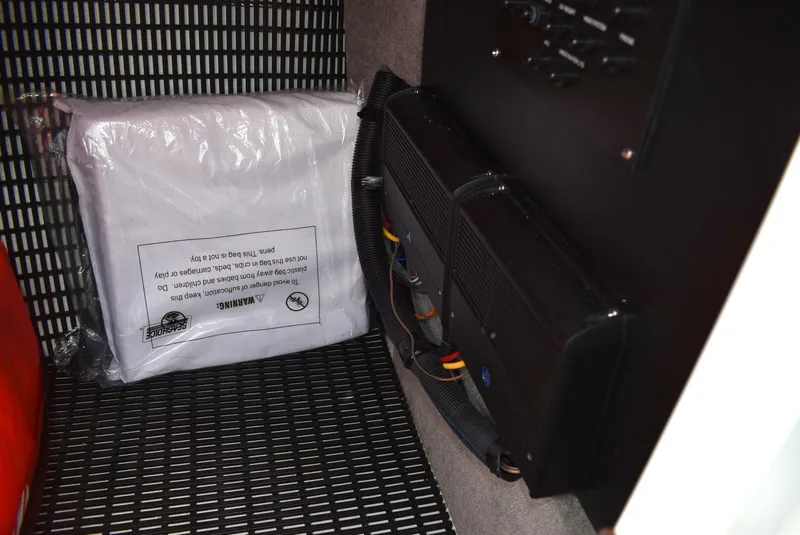 Slide: The Image of Monterey 25 2023 - 5315789