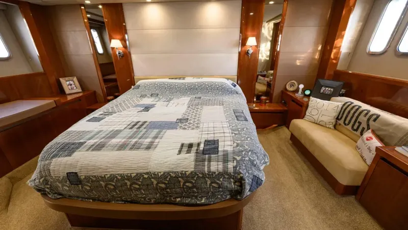 Slide: The Image of Princess V65 2006 - 5321998