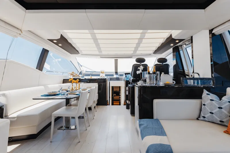 Slide: The Image of Azimut 77S 2019 - 5314306