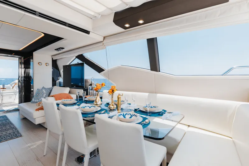 Slide: The Image of Azimut 77S 2019 - 5314307