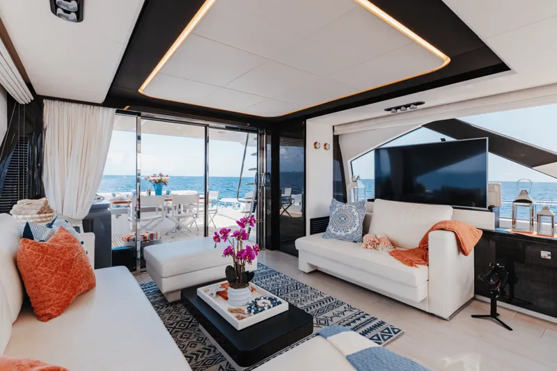 Slide: The Image of Azimut 77S 2019 - 5314313