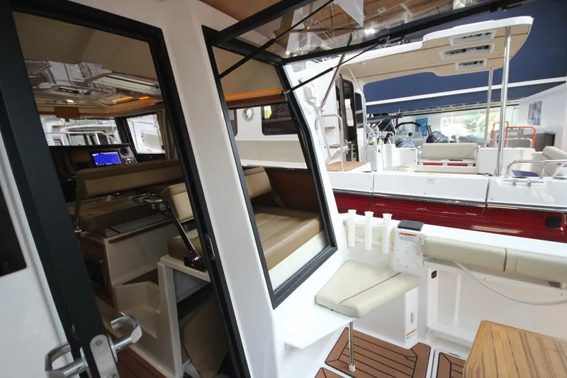 Slide: The Image of Ranger Tug R27 Luxury Edition 2024 - 5315658