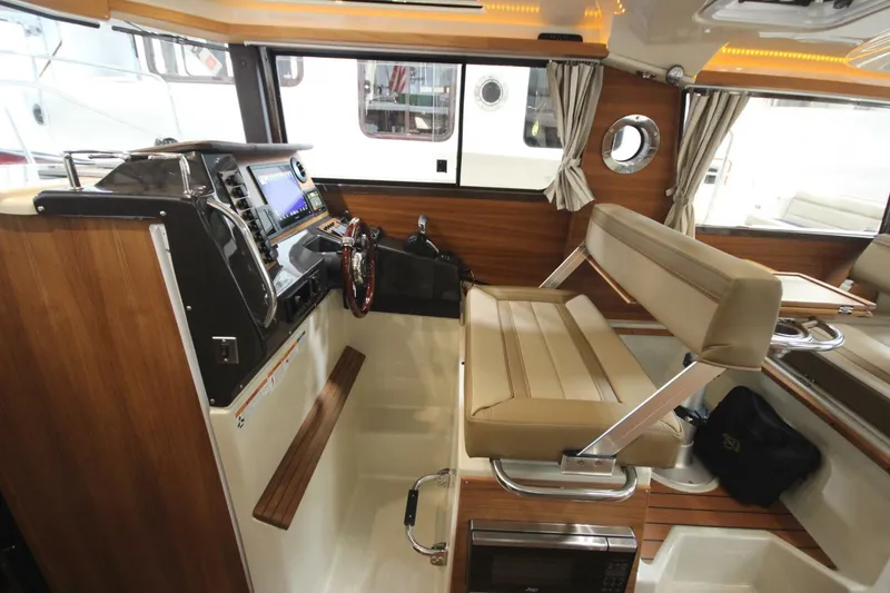 Slide: The Image of Ranger Tug R27 Luxury Edition 2024 - 5315665