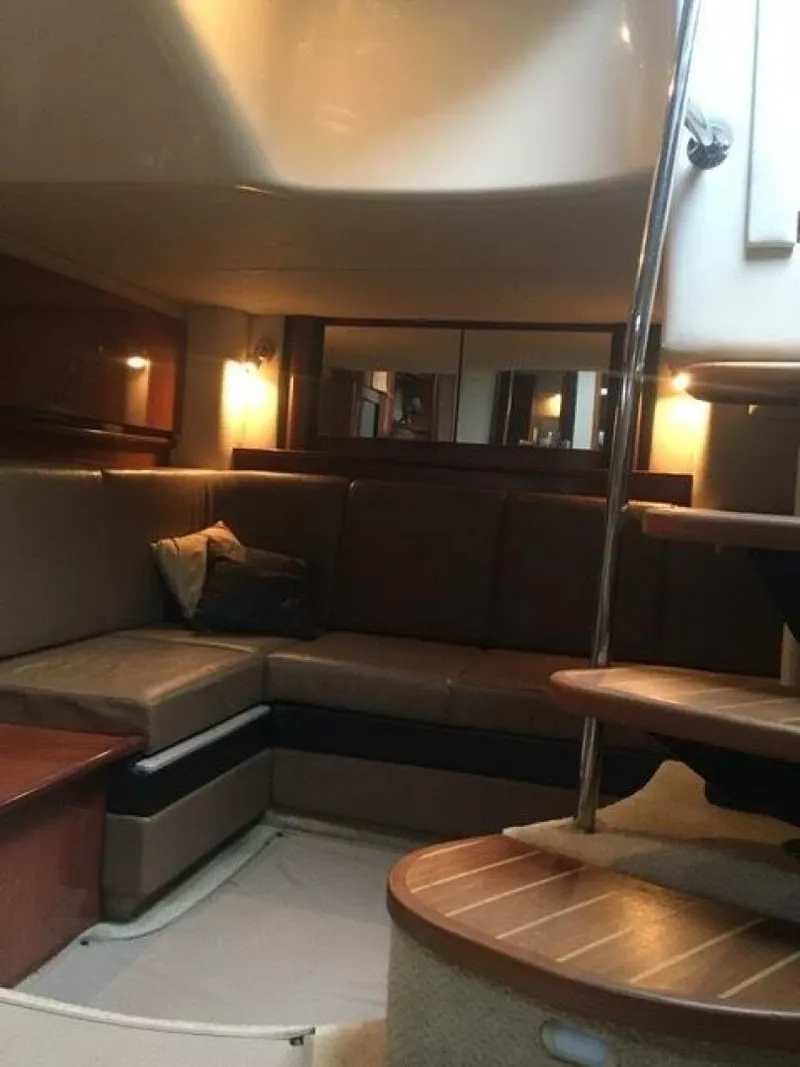 Slide: The Image of Sea Ray 39 2004 - 5315529