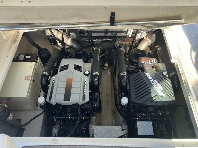 Slide: The Image of Sea Ray 39 2004 - 5875337