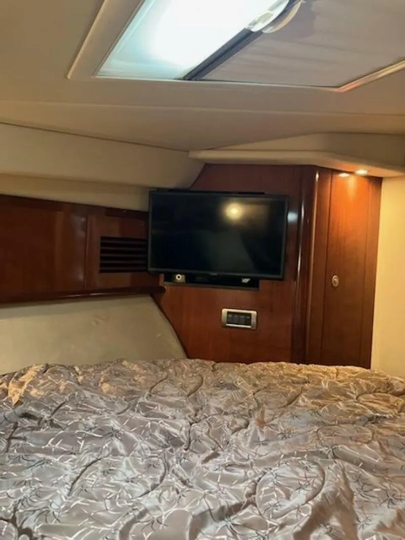 Slide: The Image of Sea Ray 39 2004 - 5315500